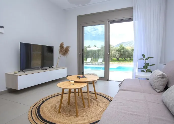 Vila Throisma Private Country Residences *